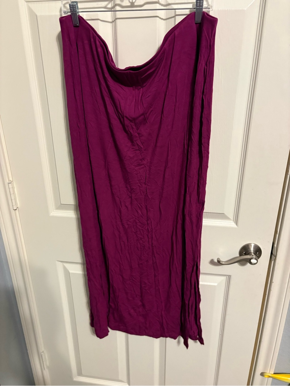 436- Old Navy Deep Magenta maxi skirt